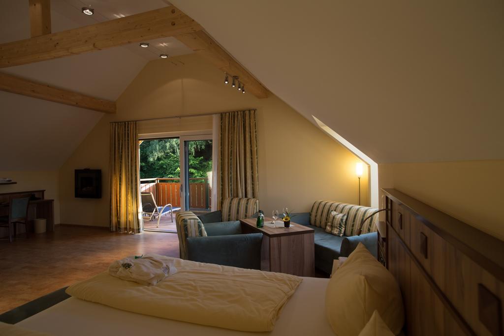 Wald-Hotel Heppe Dammbach Δωμάτιο φωτογραφία