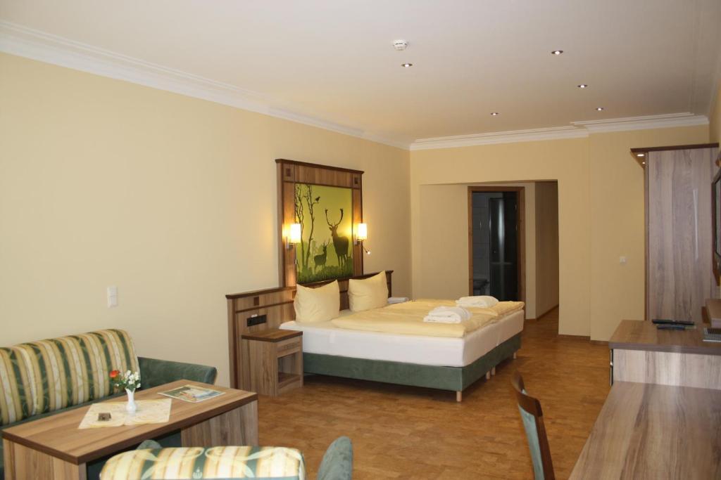 Wald-Hotel Heppe Dammbach Δωμάτιο φωτογραφία