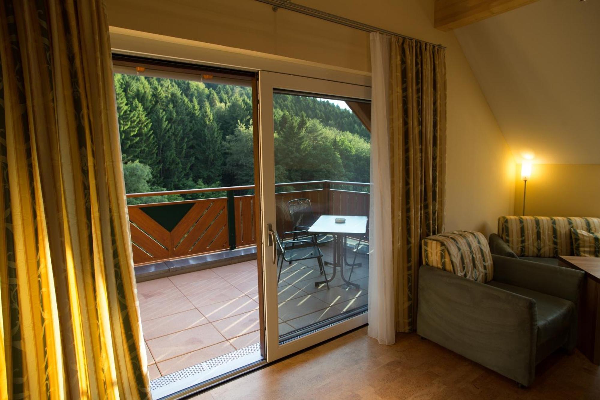 Wald-Hotel Heppe Dammbach Δωμάτιο φωτογραφία