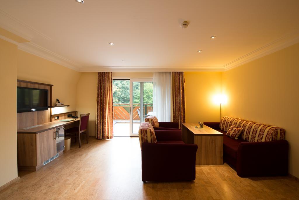 Wald-Hotel Heppe Dammbach Δωμάτιο φωτογραφία