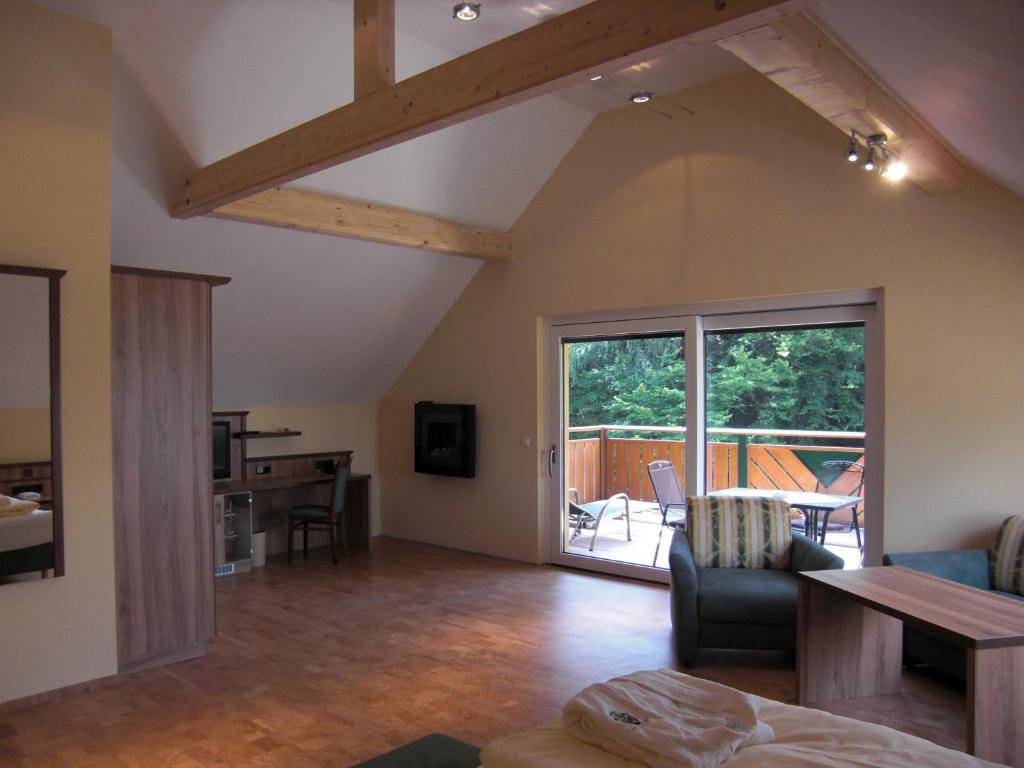 Wald-Hotel Heppe Dammbach Δωμάτιο φωτογραφία