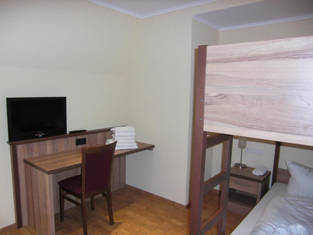 Wald-Hotel Heppe Dammbach Δωμάτιο φωτογραφία
